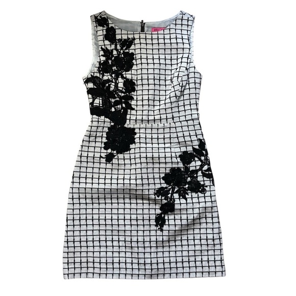 Betsey Johnson Black And White Floral-Applique Sheath Dress 0 New With Tag - Picture 2 of 6